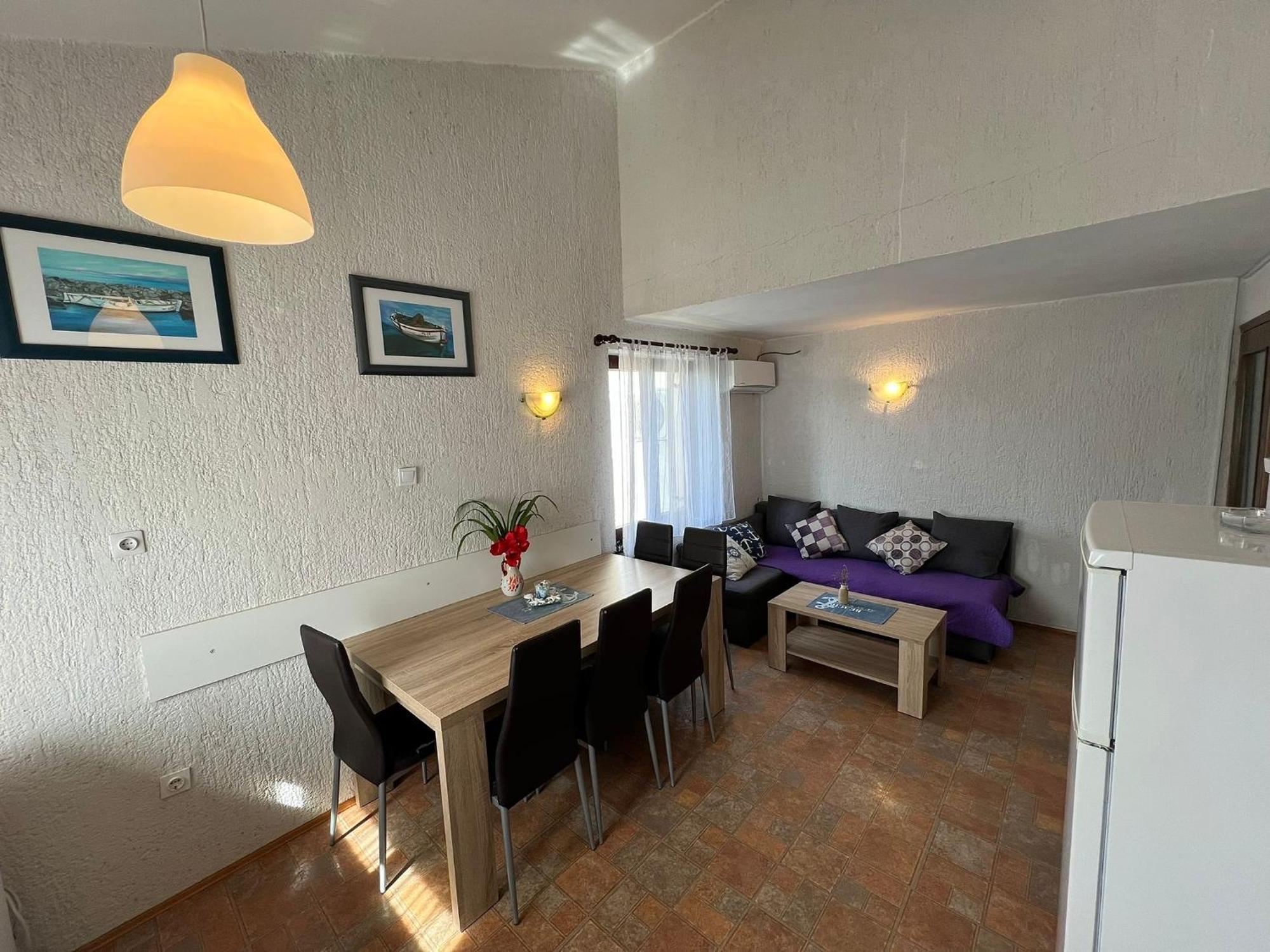 Apartments Dora And Tonka Krk Porat  Eksteriør billede
